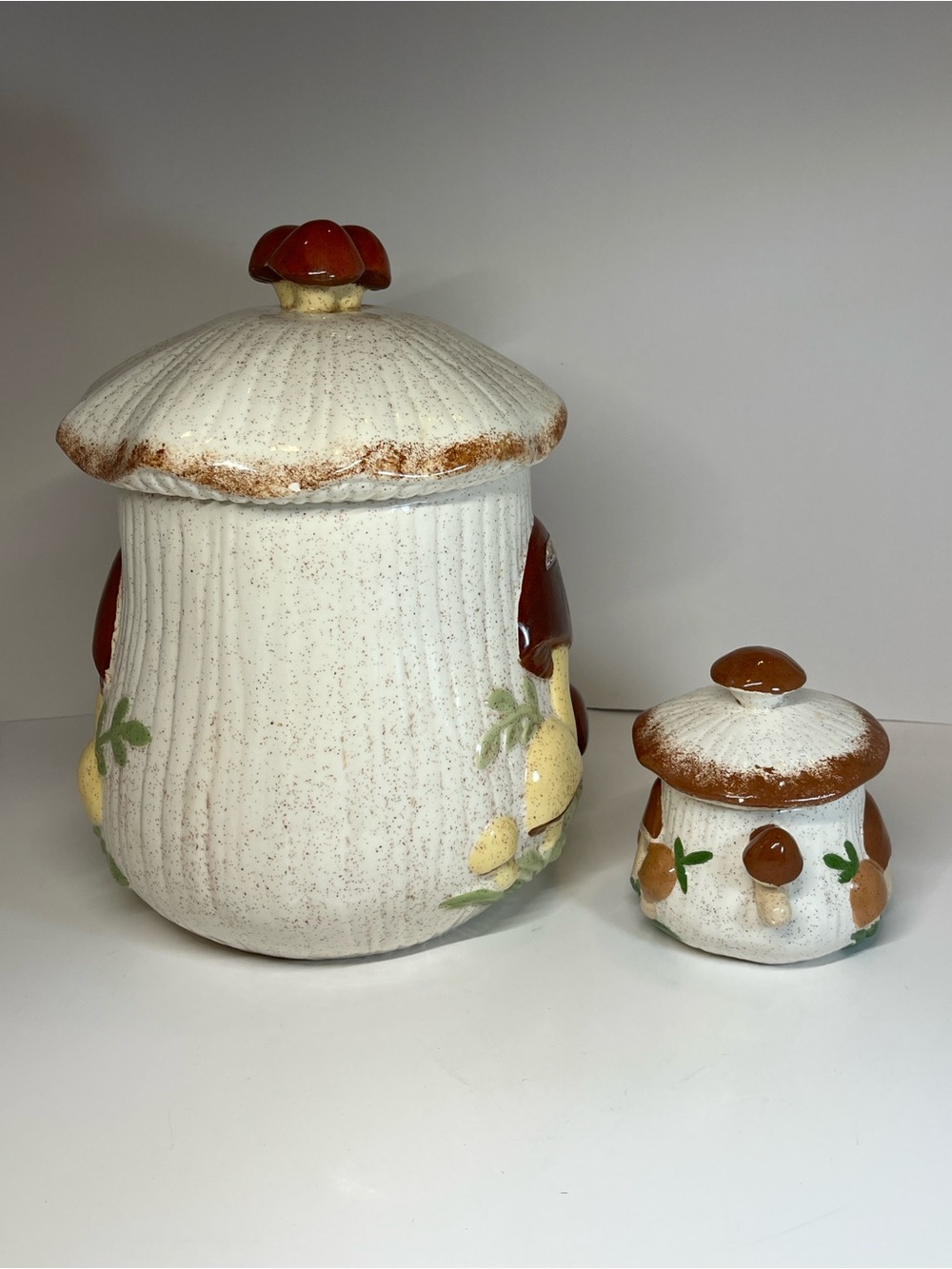 Vintage 1970s MCM Mushroom Canister Set of 2 Arnels Large Cookie Jar Sugar Bowl - Picture 6 of 16